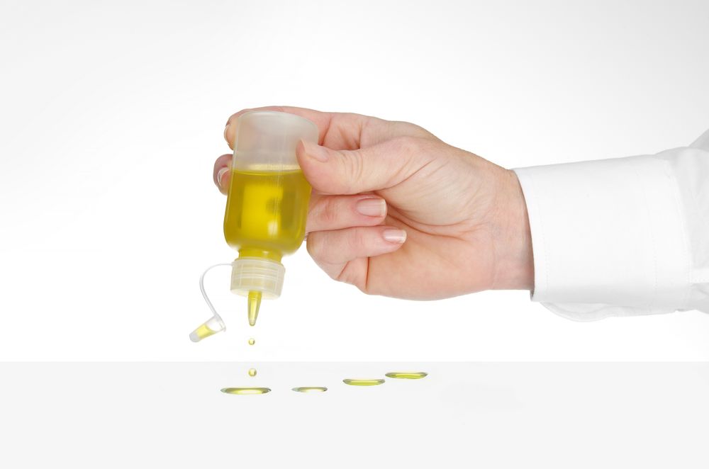 HENDI Mini-Saucenspender 4er-Set – 50 ml, transparent