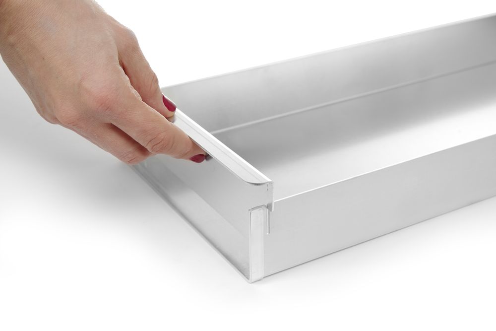 HENDI Backblech mit abnehmbarer Seitenwand 580 × 200 mm – Aluminium